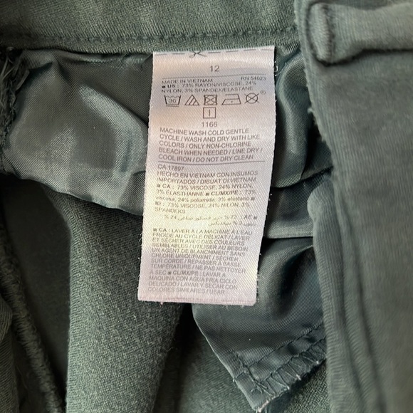 𝅺old Navy l Pixie Dark Forest Green Pant - Picture 7 of 8